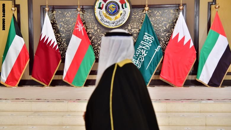 "التمويل الدولي": دول الخليج تواجه أسوأ أزمة اقتصادية في تاريخها.. فما الأسباب؟