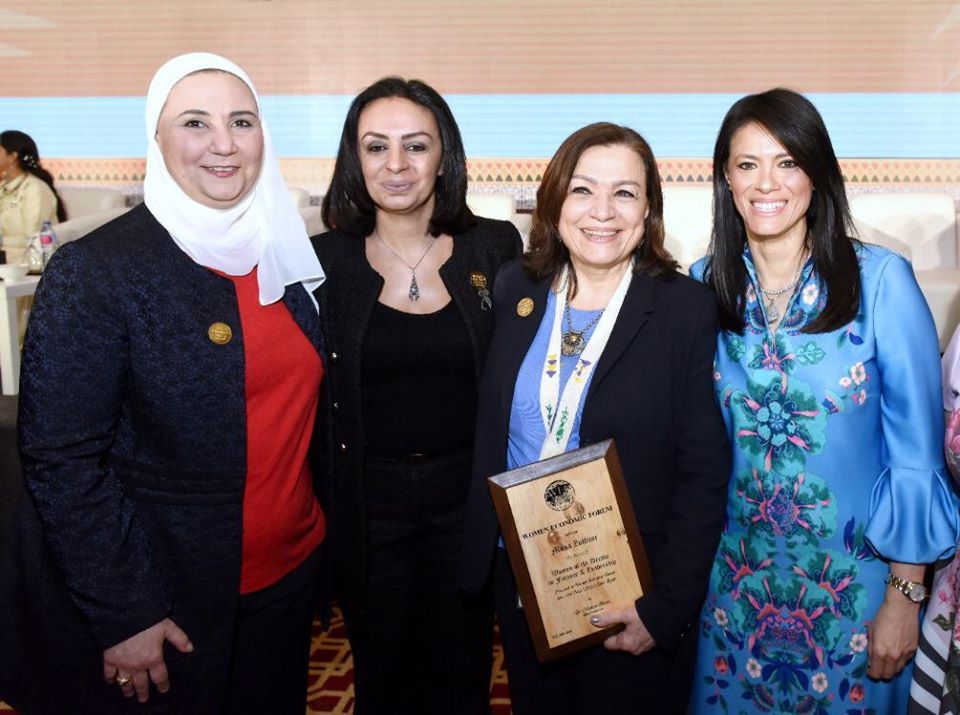 المنتدى الاقتصادي العالمي للمرأة : تمكين النساء اقتصاديا يحتاج لموارد وتغيير ثقافات وعادات