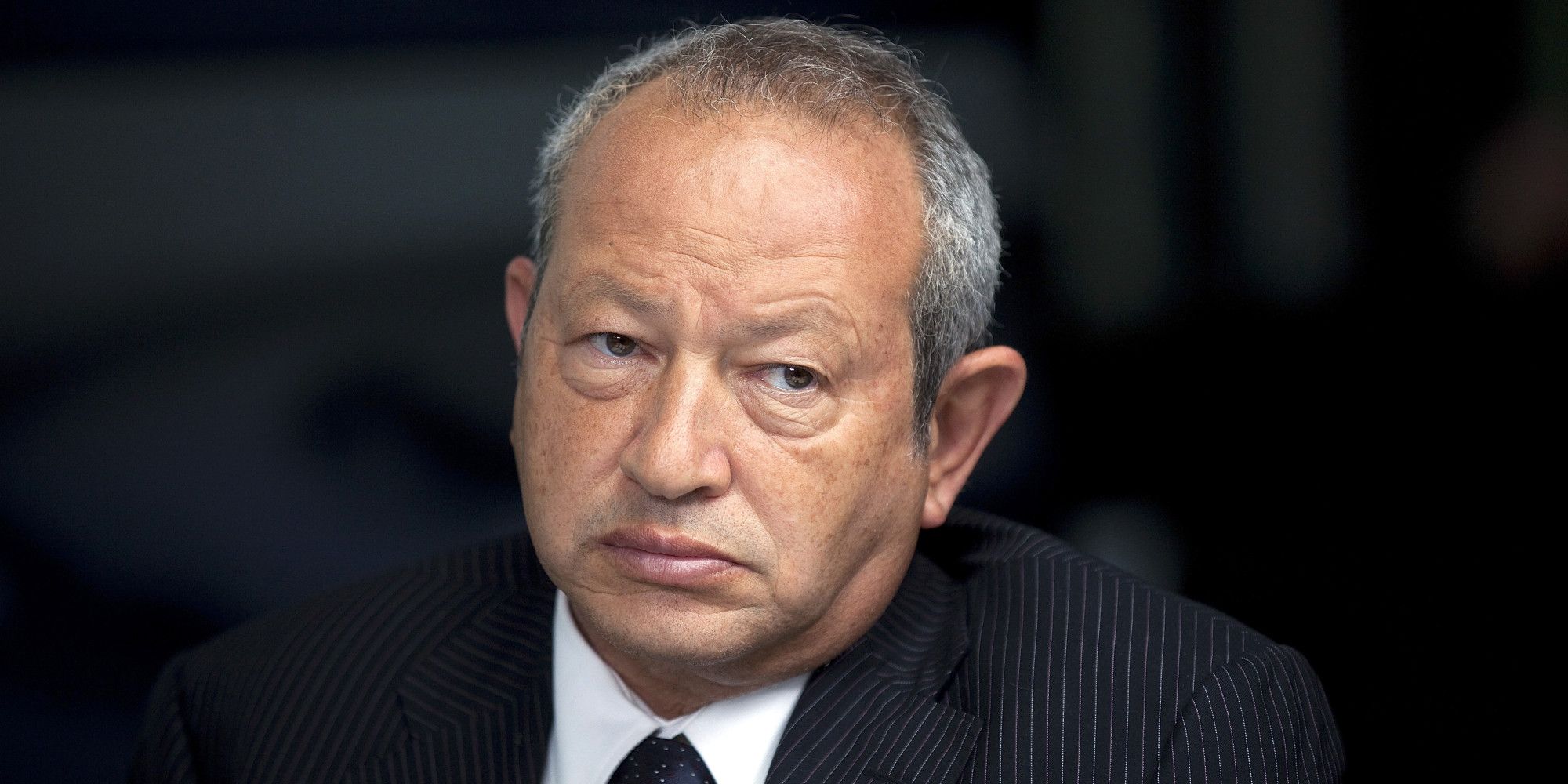 "المصرية للاتصالات" تدرس الاستحواذ على كامل أسهم "فودافون مصر".. صفقة جديدة لـ"ازدهار" في القطاع الطبي