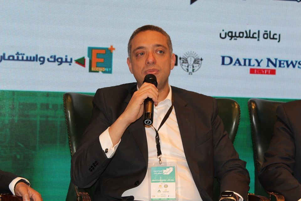 صراع بين "فيليب موريس" و"جي تي آي" على "الشرقية للدخان".. البطالة تنخفض إلى 7% في الربع الثاني رغم التحديات الاقتصادية