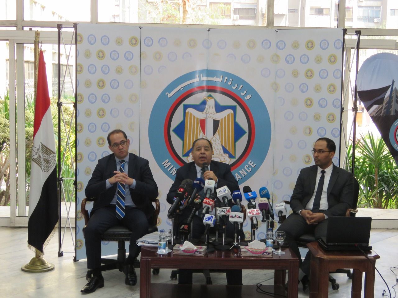 وزير المالية: تكليفات رئاسية بتحسين أجور العاملين بالدولة فى الموازنة الجديدة