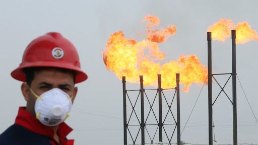 متعاملون: برميل النفط قد يصبح بـ5 دولارات.. والأسوأ لم يأت بعد