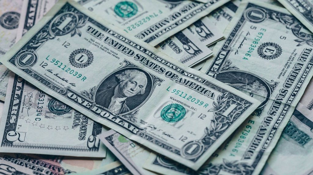 "كورونا" يلتهم 175 مليار دولار من احتياطيات النقد الأجنبي بالبنوك المركزية في شهرين