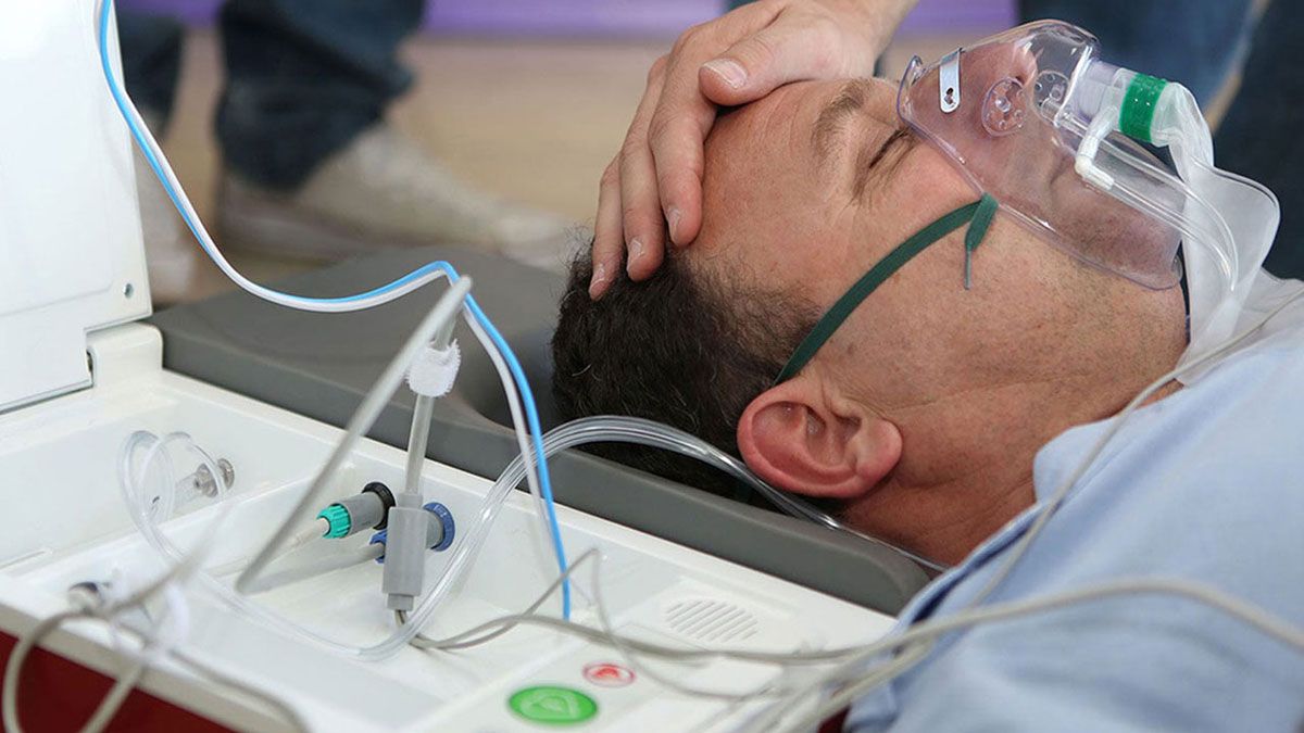اتحاد الصناعات يتفق على صيانة وتوريد 481 جهاز تنفس صناعي للمستشفيات الحكومية