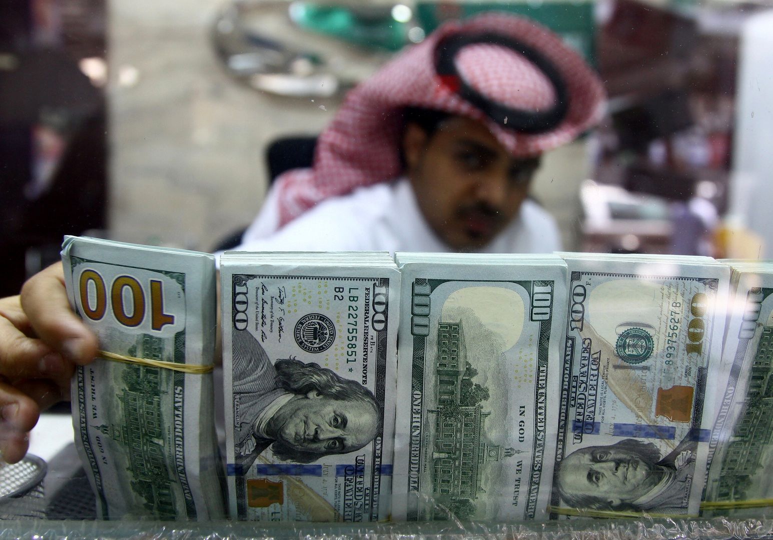 "المركزي" السعودي يضخ 13 مليار دولار لتعزيز السيولة بالقطاع المصرفي
