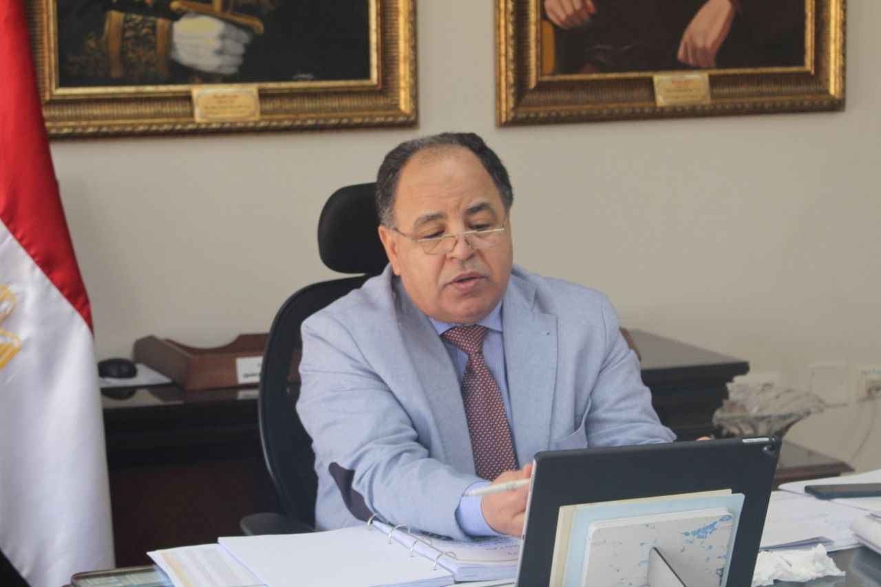 المالية تحدد الجهات التي ستدفع ضريبة القيمة المضافة بالعملة الأجنبية