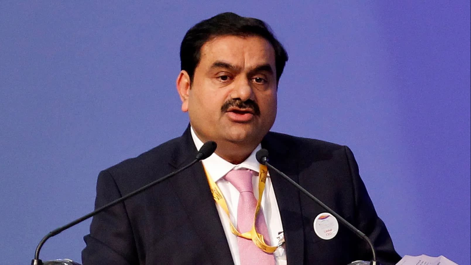 ملياردير هندي يسعى لشراء حصة استراتيجية في مطار "مومباي" الدولي