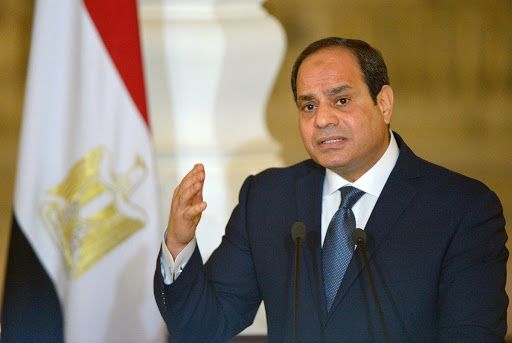 الرئيس السيسي يطالب بالإسراع في طرح الشركات الأربع التابعة للقوات المسلحة