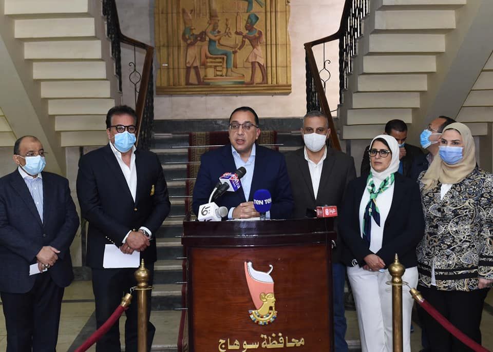 رئيس الوزراء: حادث جنوح السفينة بقناة السويس شديد الاستثنائية