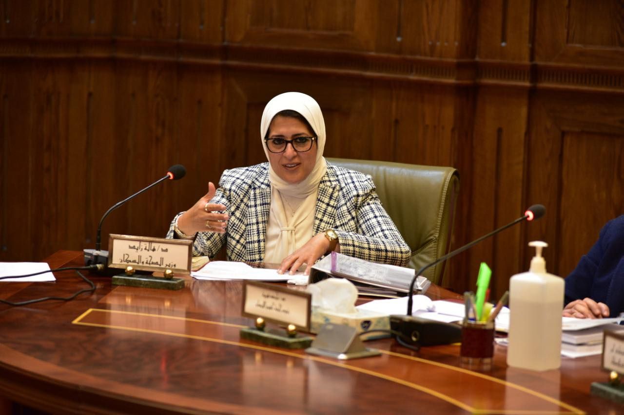 الصحة: تجهيز أرض المعارض لتقديم لقاحات كورونا لـ10 آلاف مواطن يومياً