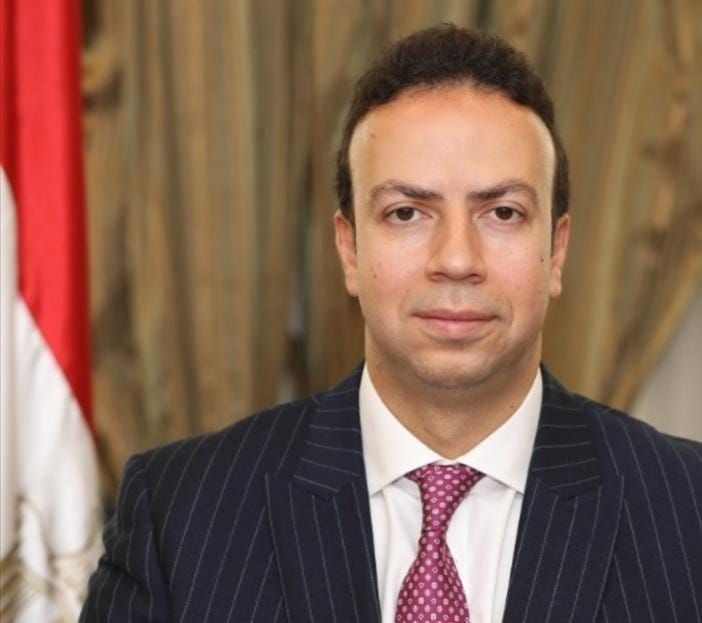 "الصندوق السيادي" يسعى للاستحواذ على مشروعات طاقة رياح الزعفرانة.. "ستاندرد تشارترد" يتقدم بطلب إلى "المركزي" لتأسيس فرع في مصر