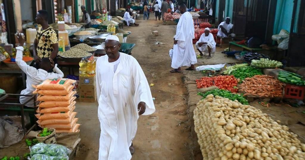 التضخم في السودان يرتفع إلى 359% في 2021
