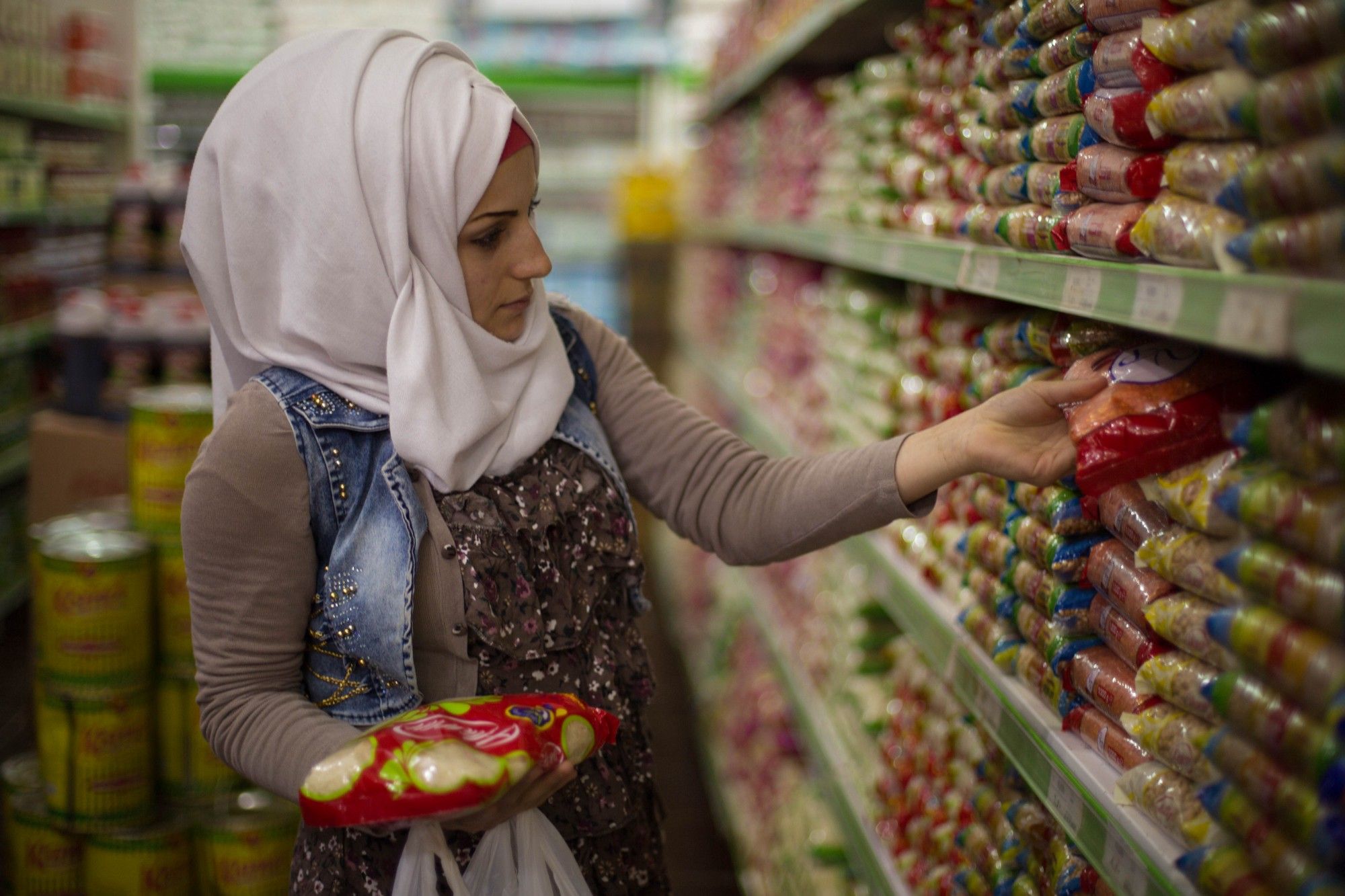للشهر الثالث.. تباطؤ معدل التضخم السنوي في مدن مصر خلال يونيو إلى 14.3%