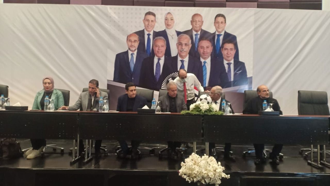 عندما يدير الهواة كرة القدم يكون الفشل هو النتيجة!