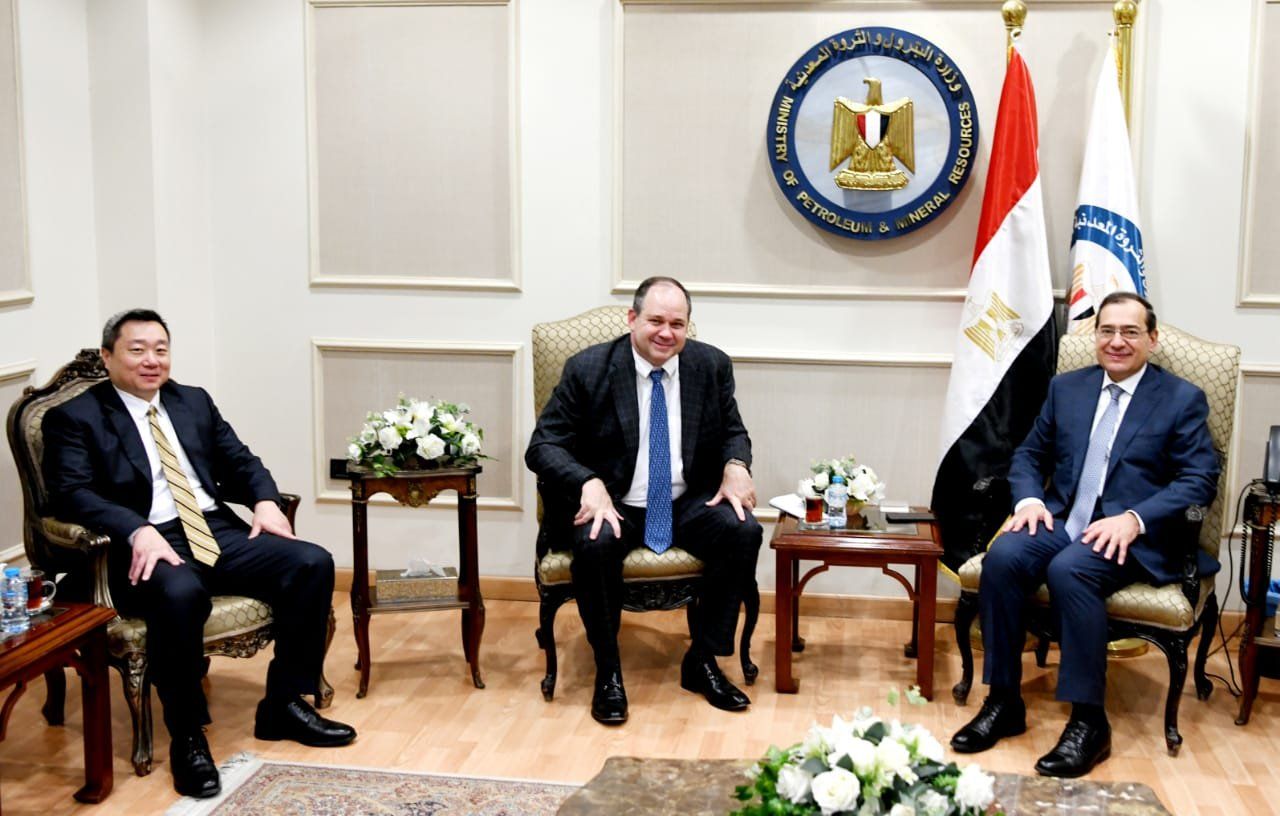 "أباتشي" الأمريكية تعتزم ضخ المزيد من الاستثمارات بامتيازاتها في الصحراء الغربية