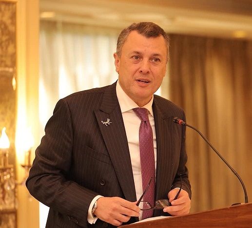 عدد السياح الوافدين لمصر يقفز 27% خلال 2023 رغم التحديات.. البورصة السلعية تعمل على وضع قواعد التداول بعد إتمام العضوية