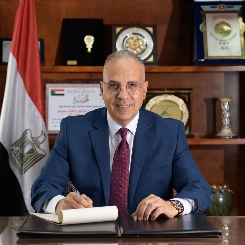 البورصة المصرية تقاوم التوترات الجيوسياسية بالمنطقة.. "بلتون القابضة" تعتزم تأسيس صندوق استثمار في الذهب