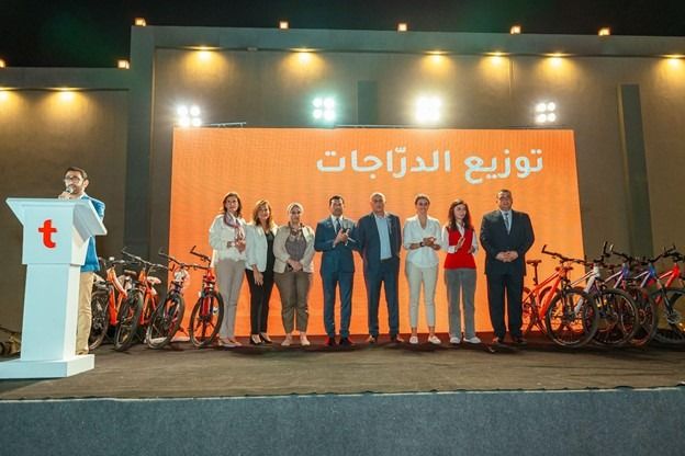 "دراجتك دخلك".. كيف تسعى طلبات مصر لتمكين الشباب اقتصاديا؟