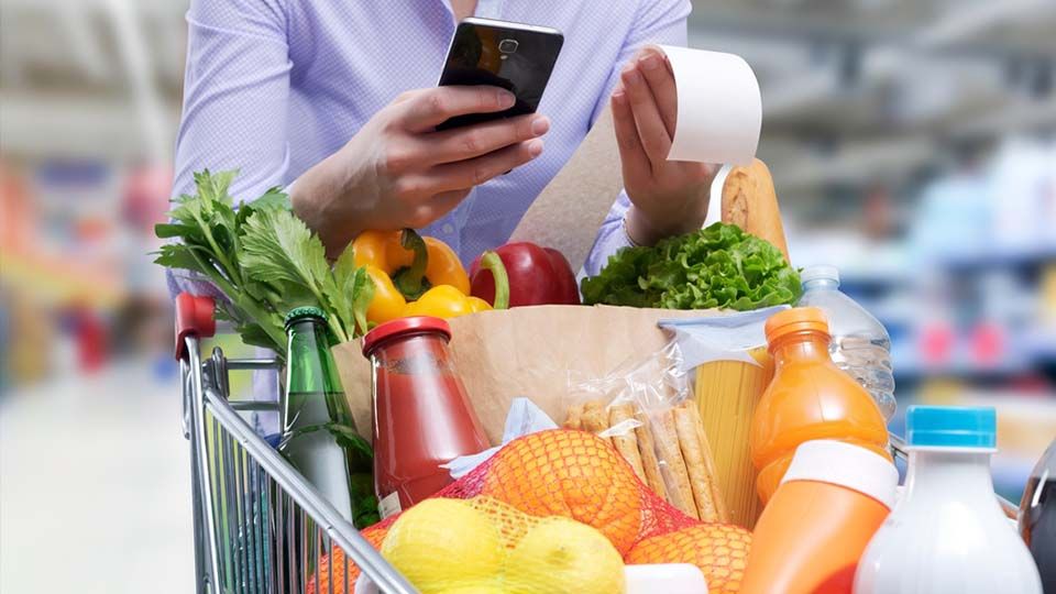 "البورصة السلعية" توقف تداول السكر والقمح.. متى تنخفض أسعار الطعام؟