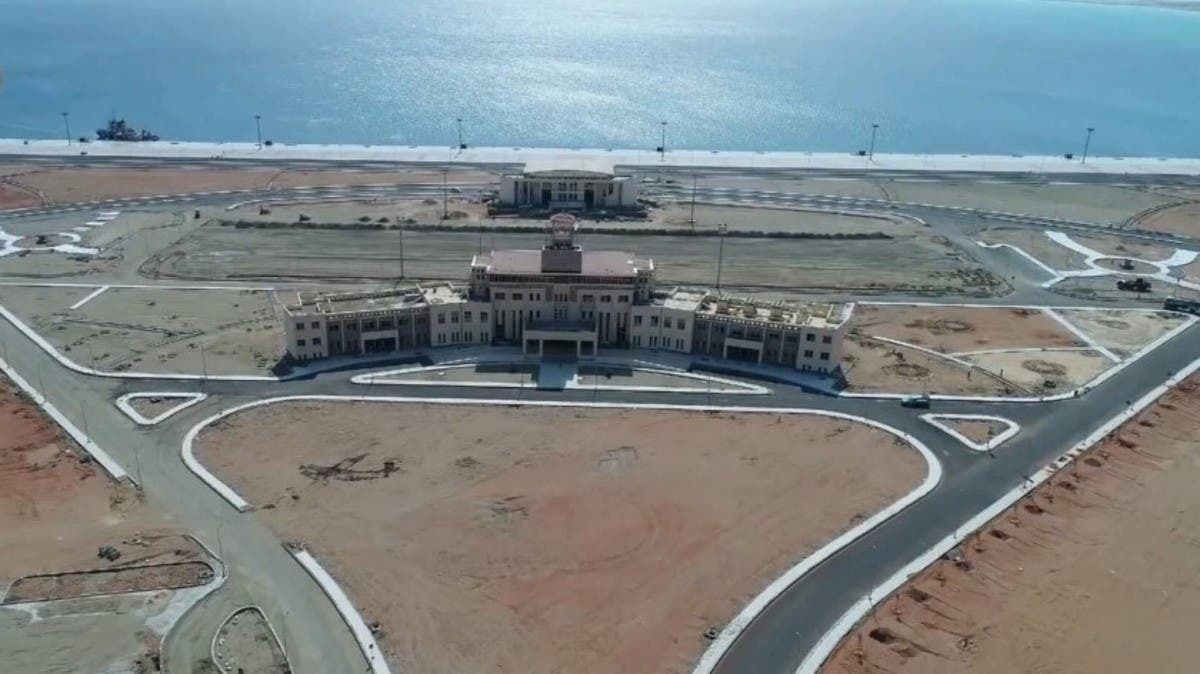 النقل توقع مذكرة تفاهم مع مجموعة "الغانم" الكويتية لتطوير وتشغيل ميناء برنيس البحري