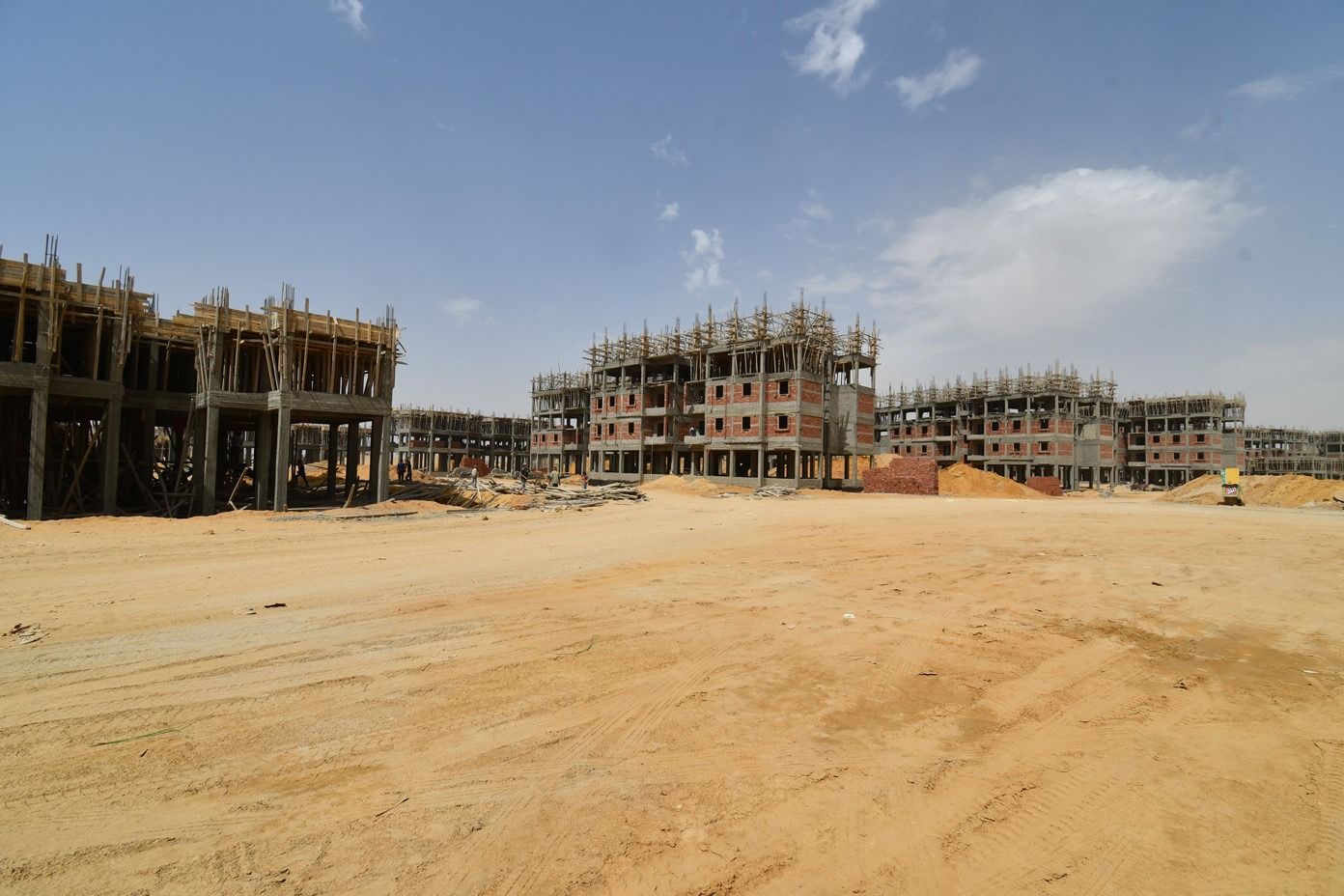 "دلة البركة" و"إعمار مصر" تطلقان مشروعاً بالقاهرة الجديدة باستثمارات 1.6 مليار دولار