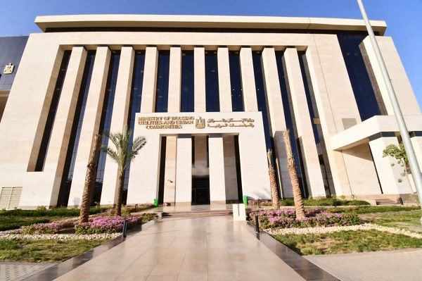 "الإسكان" تسدد 3.6 مليار جنيه فوائد وأقساط ديون لجهات تمويل محلية ودولية.. توقعات بضخ صناديق التأمين الخاصة 6 إلى 7.5 مليار جنيه على الأقل بالبورصة