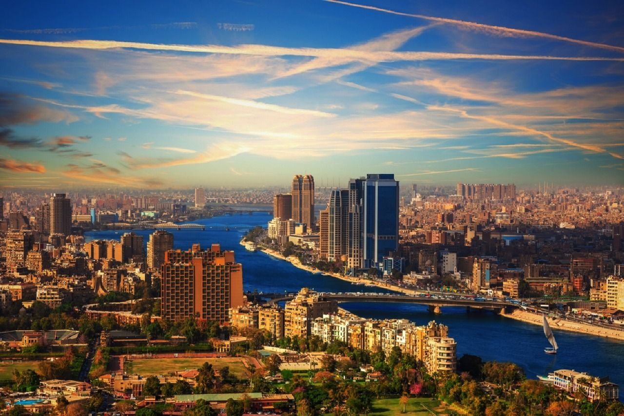 مصر تعود للأسواق الدولية بعد غياب عامين عبر سندات بملياري دولار.. مدبولي: اقتصاد مصر قادر على تحقيق نمو عند 5.5% خلال العام المقبل