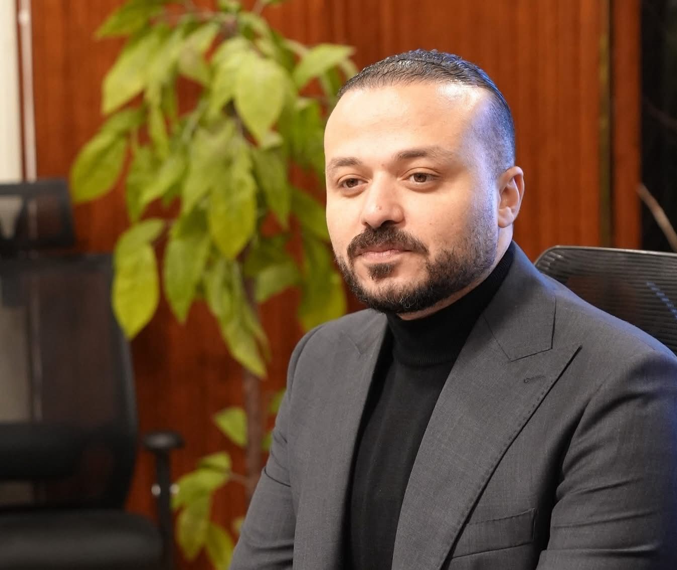 "الجارحي للصلب" ترفع رواتب العاملين بنسبة 50% لمواجهة الظروف الاقتصادية