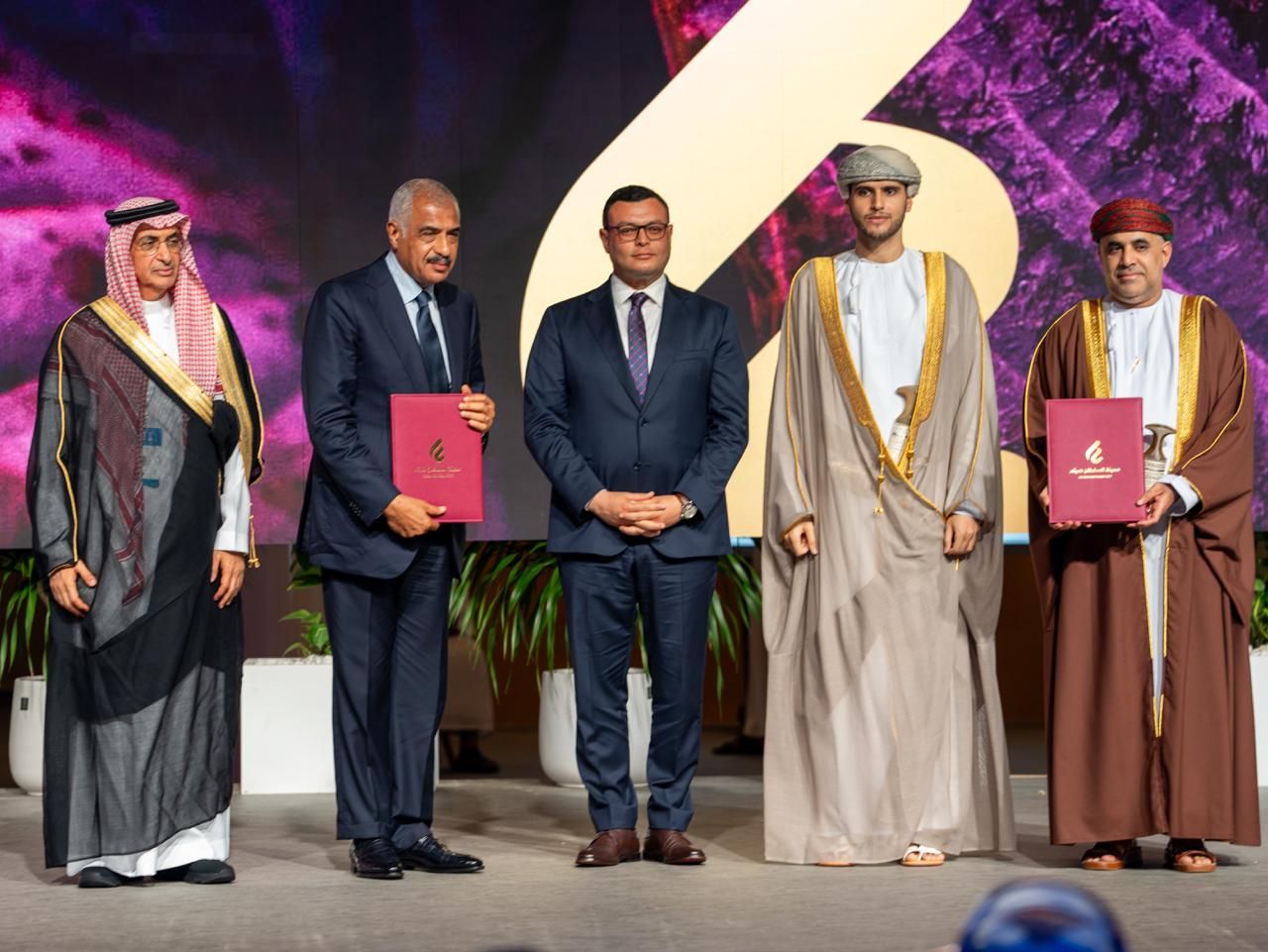 طلعت مصطفى توقع إتفاقية لتطوير مشروعين عقاري وسياحي في عُمان باستثمارات 1.5 مليار ريال