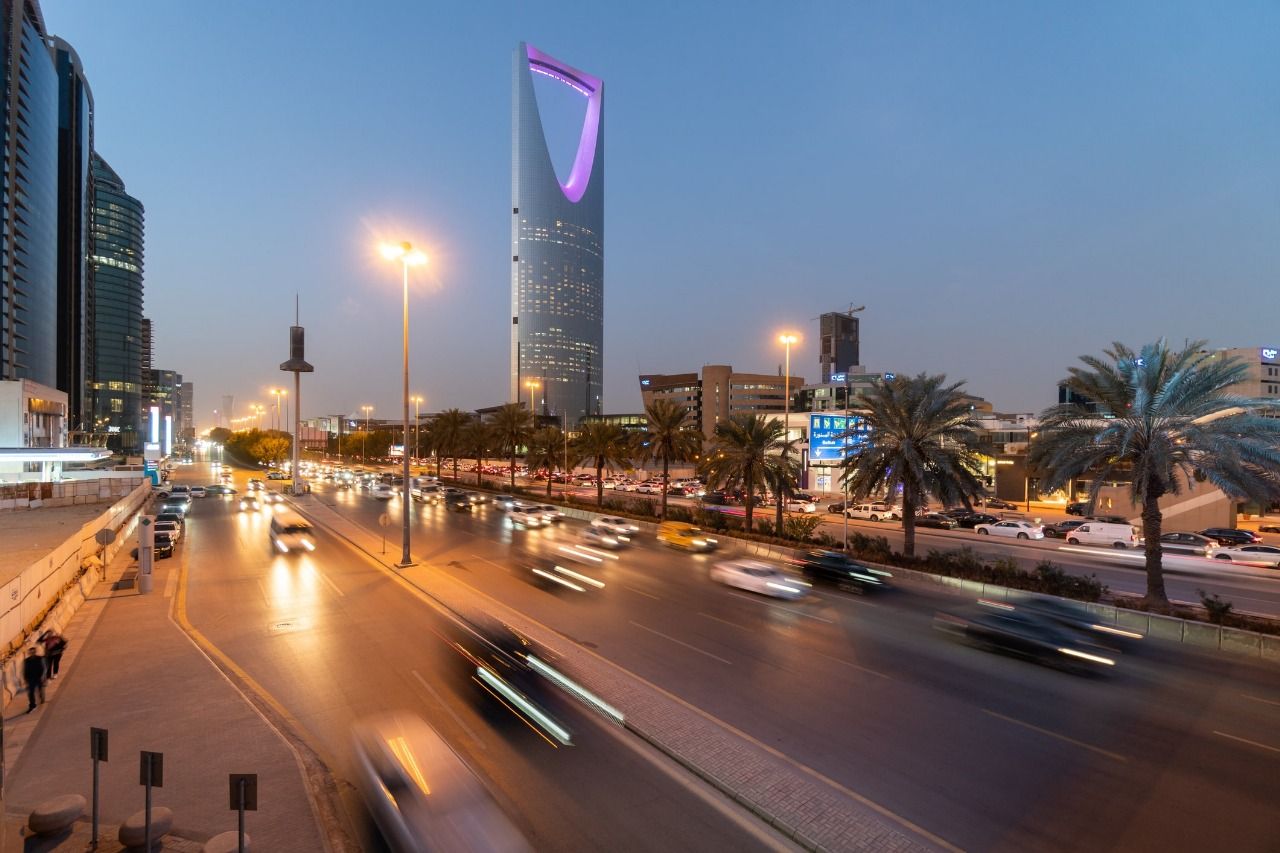 السعودية تشدد مكافحة الفساد لتعزيز نمو الاقتصاد وجذب الاستثمارات