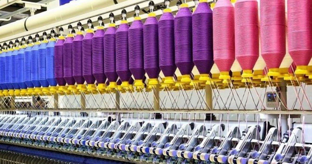 مصر تدعو الشركات الألمانية لتوطين تكنولوجيا ماكينات النسيج