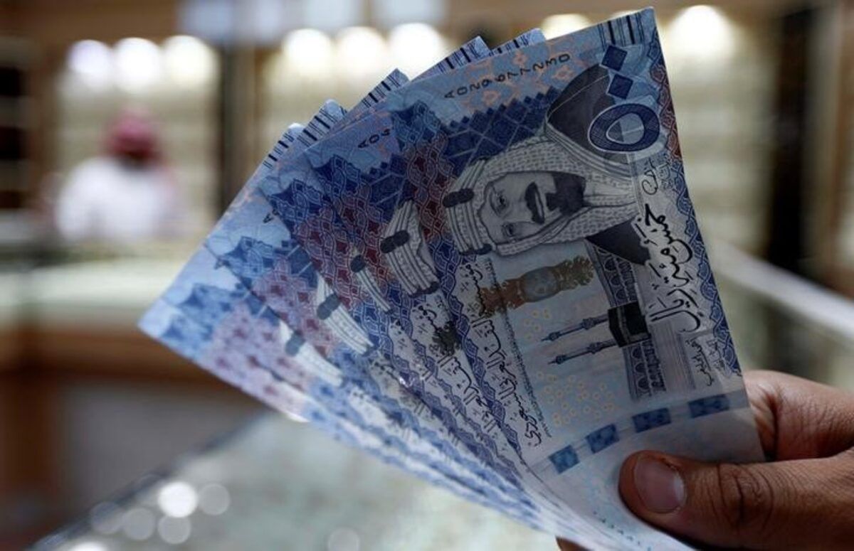 بوادر تباطؤ الإقراض تلوح في أفق البنوك السعودية لأول مرة منذ سنوات