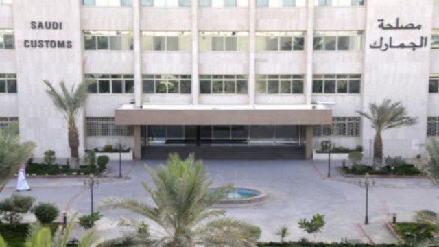 تستغل في التهريب.. رئيس مصلحة الجمارك: ثغرات في بعض المناطق الحرة