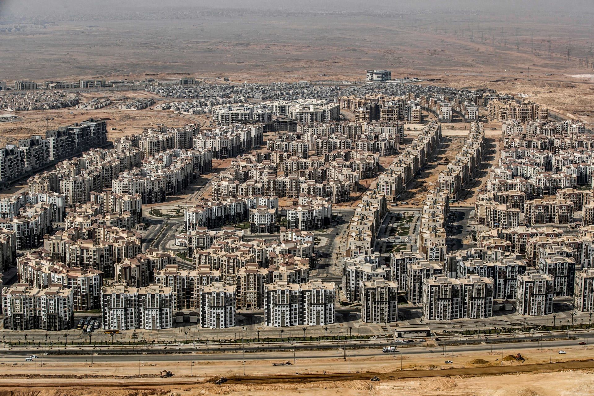 هل تزاحم الطروحات الحكومية الضخمة القطاع الخاص بالسوق العقارية؟