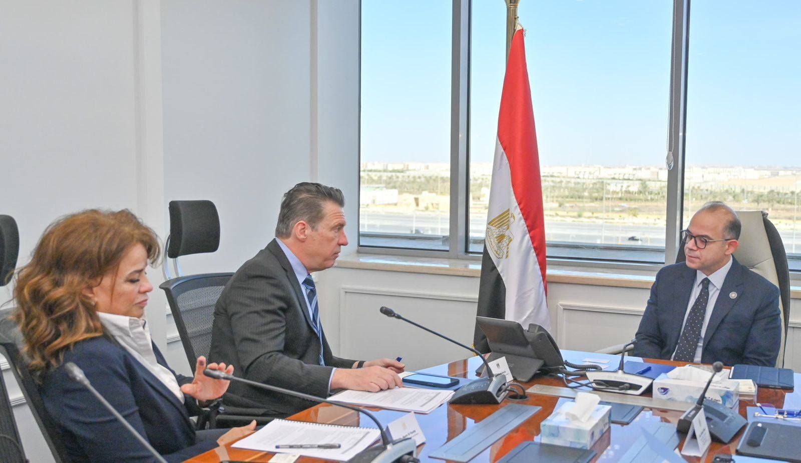 مصر تبحث مع "الأوروبي لإعادة الإعمار" تطوير آليات تمويل لدعم ريادة الأعمال