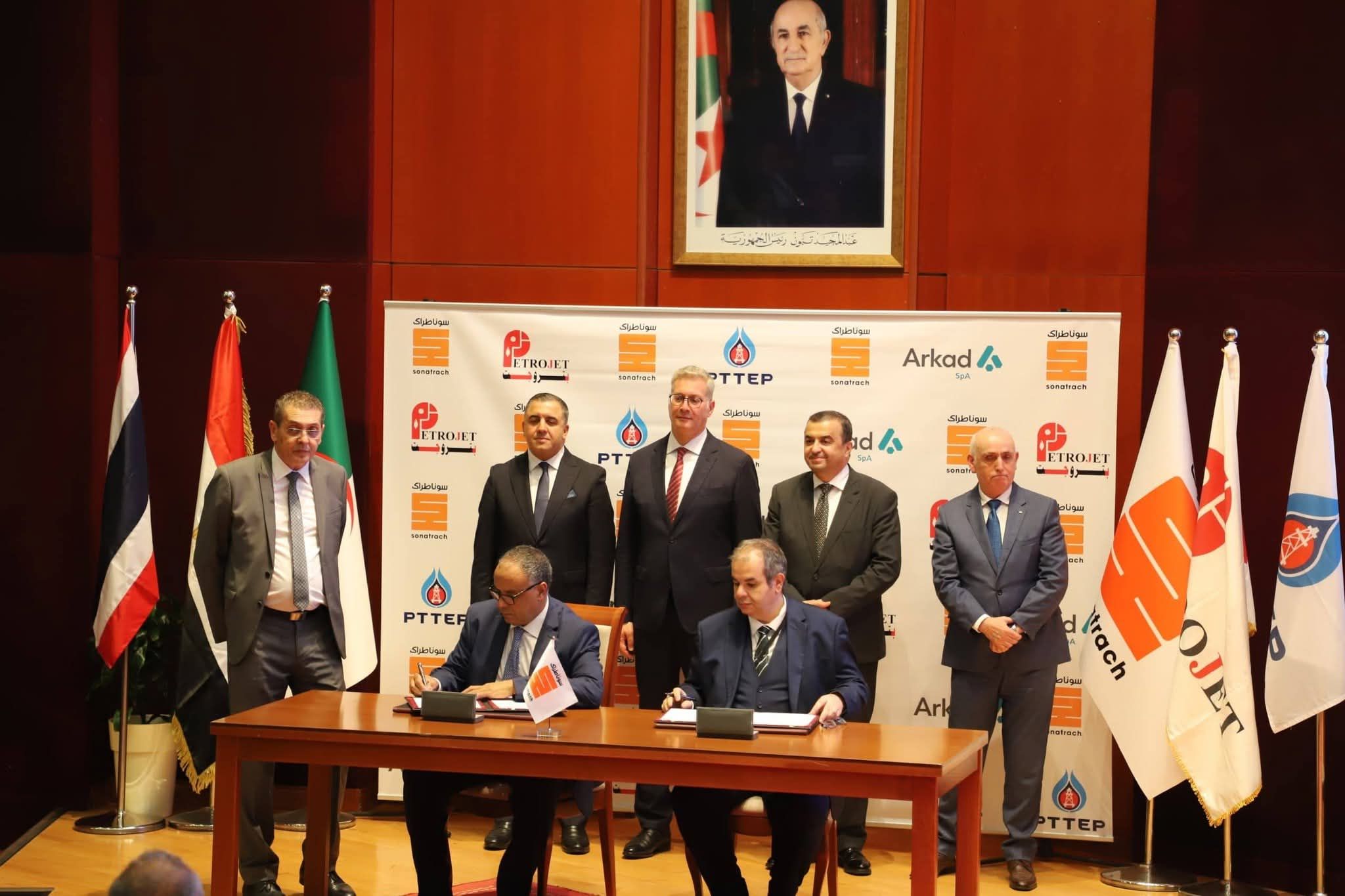 مصر توقع مذكرة تفاهم لشراء الزيت الخام من الجزائر