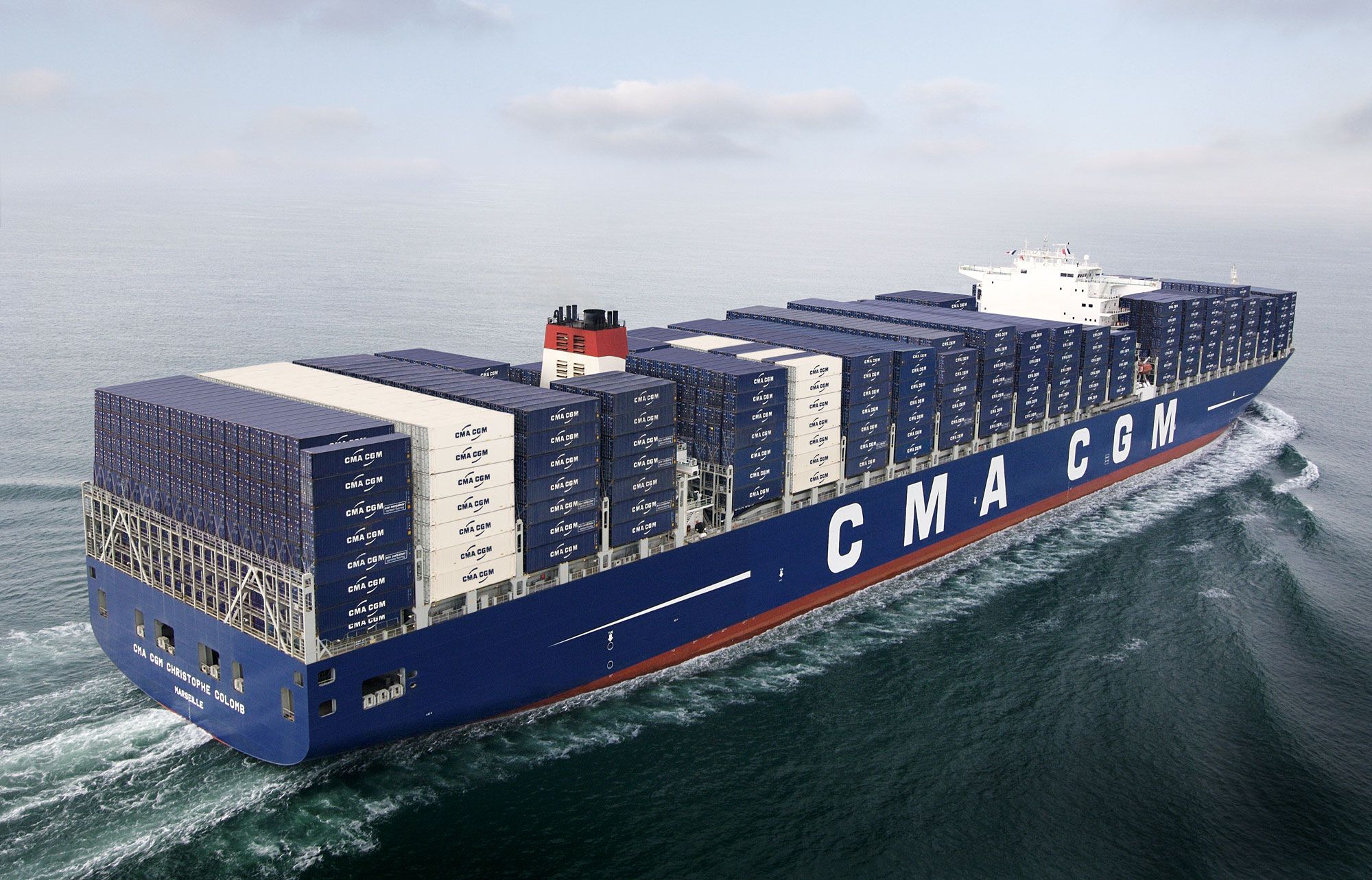 بسبب أزمة "هرمز".. "CMA CGM" الفرنسية تعتزم فرض رسوم إضافية طارئة على شحن الحاويات
