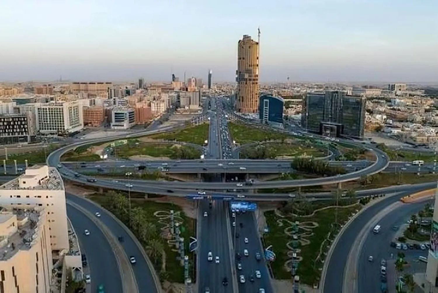 الطلب المحلي يعزز نمو القطاع الخاص السعودي في سبتمبر بأعلى وتيرة منذ فبراير