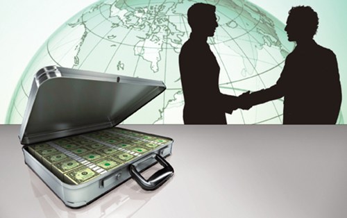 تعمل الهيئة العامة للبترول على سداد مستحقات متأخرة للشركاء الأجانب تصل قيمتها إلى 4.5 مليار دولار.. فكيف ستوفرها؟